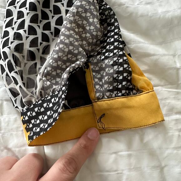 Chico’s Womens Patchwork Print Blouse Size 3/XL Geometric Modern Art Office - Picture 8 of 9